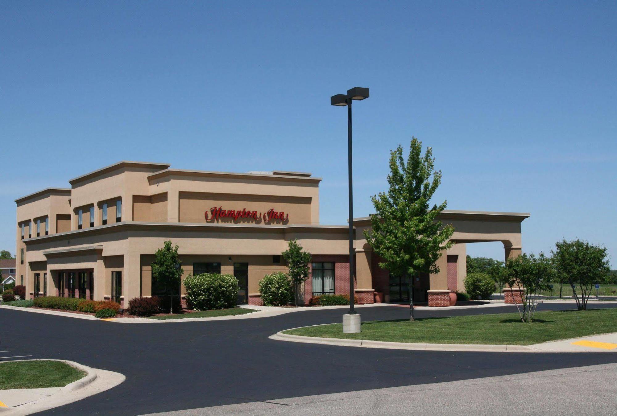 Hampton Inn Elkhorn Lake Geneva Area Kültér fotó